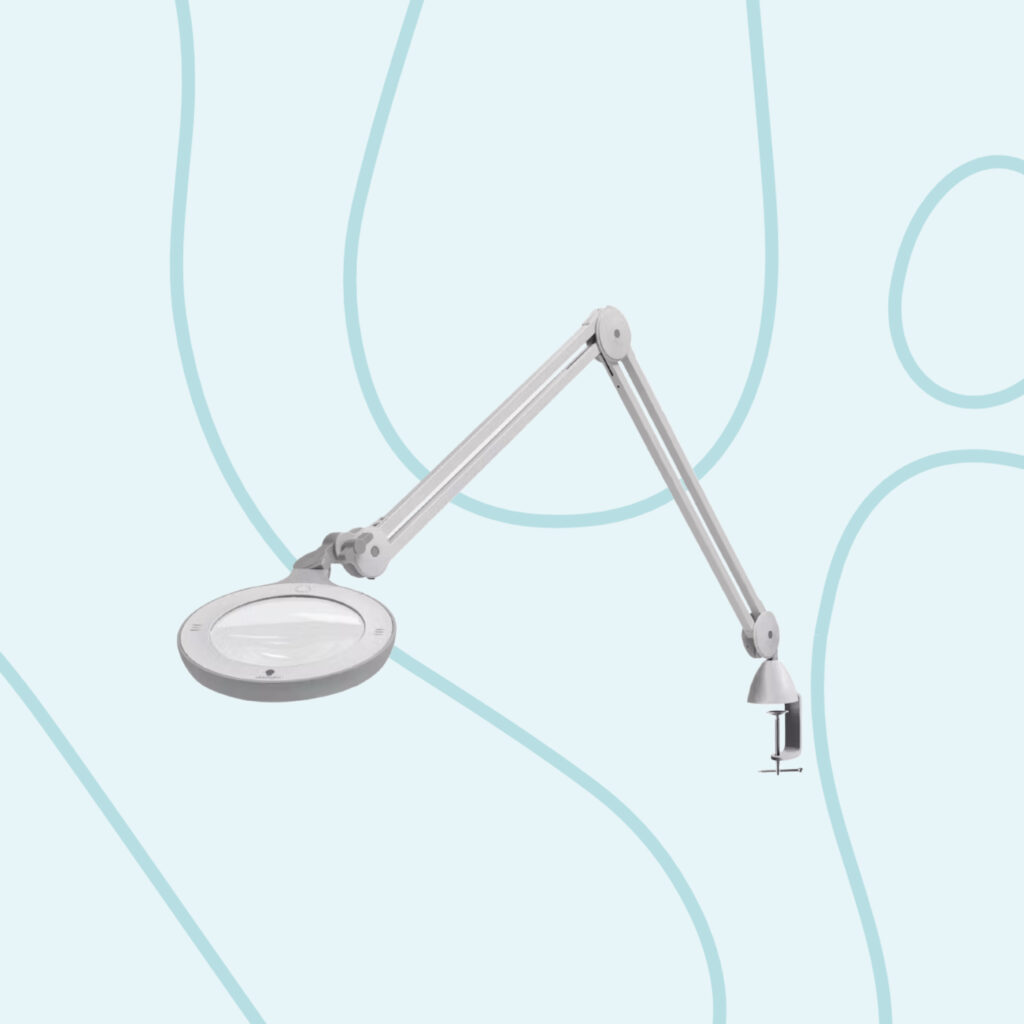 Lampa z powiększeniem dedykowana do gabinetu podologicznego.