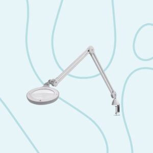 Lampa z powiększeniem dedykowana do gabinetu podologicznego.